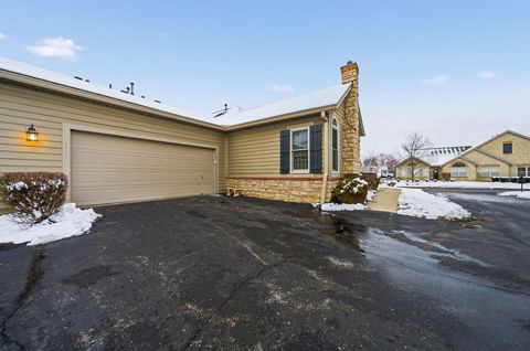 Tiny photo for 1393 Cascade Drive 19 #19, Grove City, OH 43123 (MLS # 225044765)