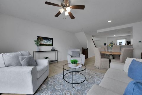 Photo of 5583 Mesa Falls Street, Dublin, OH 43016 (MLS # 226001013)