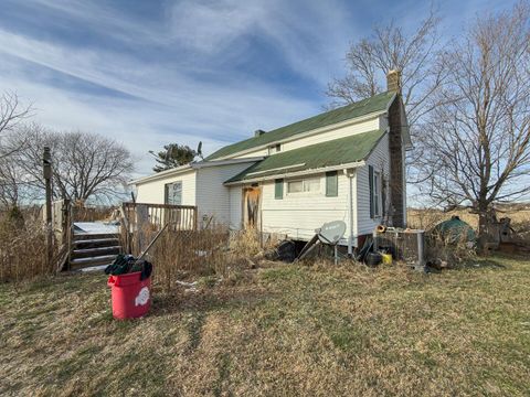 Tiny photo for 10159 Lake Road NE, Millersport, OH 43046 (MLS # 225045375)