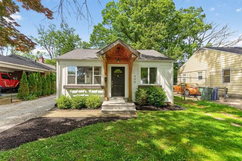 Photo of 448 Chase Road, Columbus, OH 43214 (MLS # 226018361)