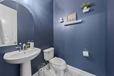 Tiny photo for 2896 Sandycombe Drive, New Albany, OH 43054 (MLS # 226000501)