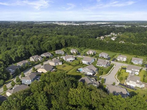 Tiny photo for 2896 Sandycombe Drive, New Albany, OH 43054 (MLS # 226000501)