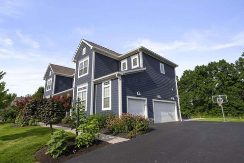 Tiny photo for 2896 Sandycombe Drive, New Albany, OH 43054 (MLS # 226000501)