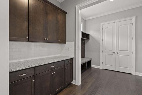 Tiny photo for 2896 Sandycombe Drive, New Albany, OH 43054 (MLS # 226000501)