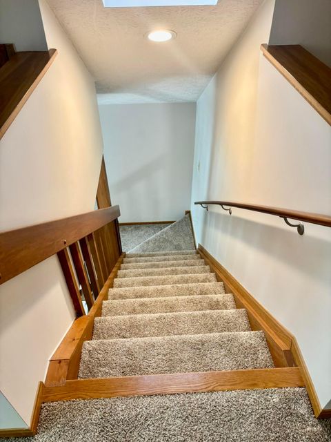 Tiny photo for 2560 Trotterslane Drive, Columbus, OH 43235 (MLS # 225039628)