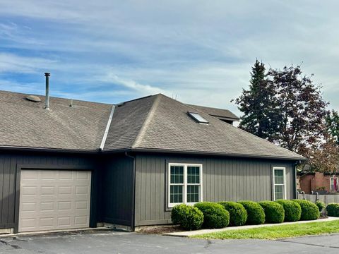Tiny photo for 2560 Trotterslane Drive, Columbus, OH 43235 (MLS # 225039628)