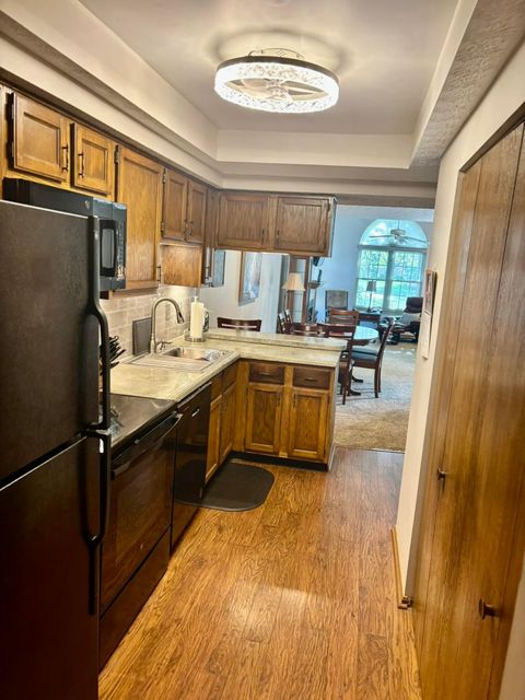 Tiny photo for 2560 Trotterslane Drive, Columbus, OH 43235 (MLS # 225039628)