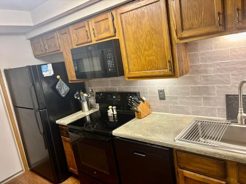 Tiny photo for 2560 Trotterslane Drive, Columbus, OH 43235 (MLS # 225039628)