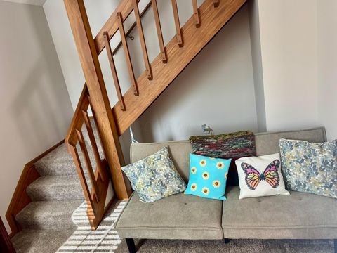 Tiny photo for 2560 Trotterslane Drive, Columbus, OH 43235 (MLS # 225039628)