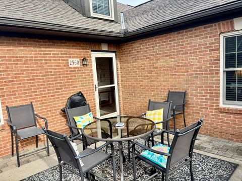 Tiny photo for 2560 Trotterslane Drive, Columbus, OH 43235 (MLS # 225039628)