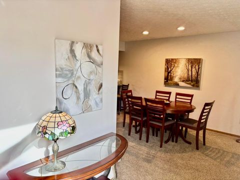 Tiny photo for 2560 Trotterslane Drive, Columbus, OH 43235 (MLS # 225039628)
