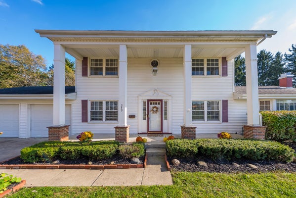 249 WESTGATE DR, MANSFIELD, OH 44906 - Image 42c3c2758bd5dc0ff3bc0a9dca8a78fc/1522950437