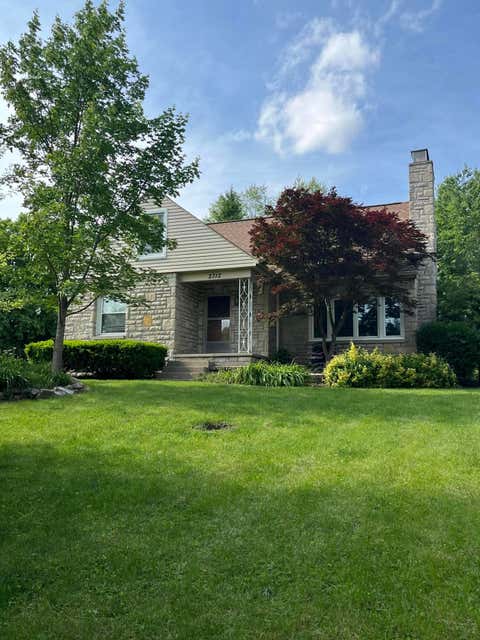 Homes For Sale - 2712 Valleyview Drive<br/> Franklin County, Columbus, OH 43204