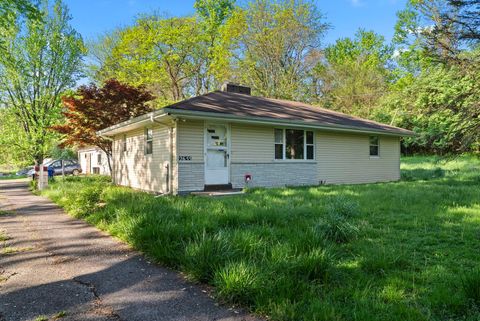 Photo of 2655 Mock Road, Columbus, OH 43219 (MLS # 226013597)