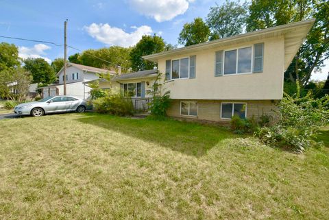 Photo of 5789 Riverton Road, Columbus, OH 43232 (MLS # 225043446)