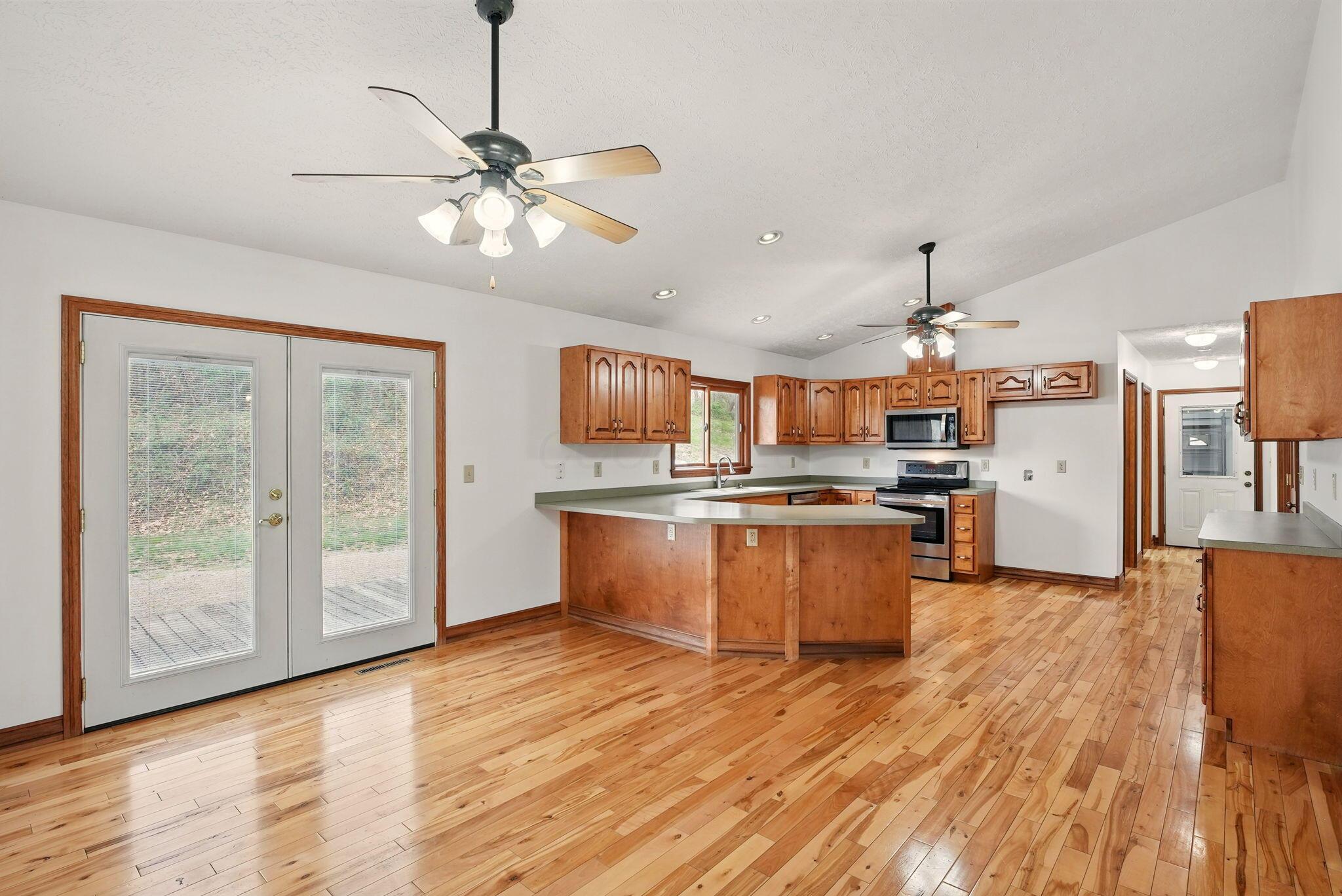 9875 Township Road 210, New Lexington, Ohio image 18