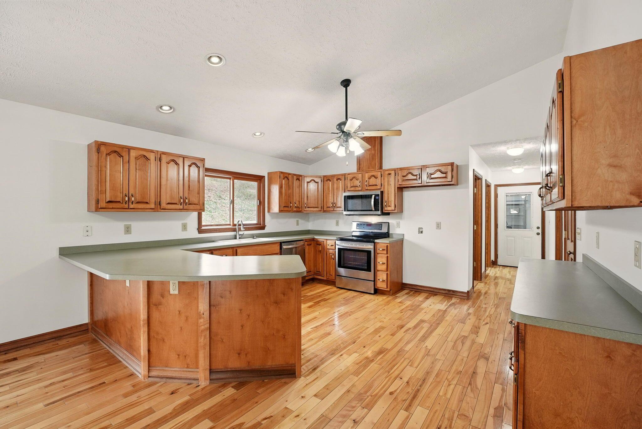 9875 Township Road 210, New Lexington, Ohio image 20