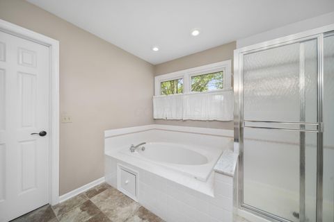 Tiny photo for 7551 Ashlord Court, Dublin, OH 43017 (MLS # 226021746)