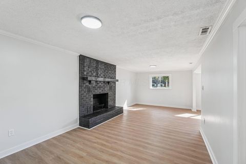 Tiny photo for 3274 Parklane Avenue, Columbus, OH 43231 (MLS # 225037648)