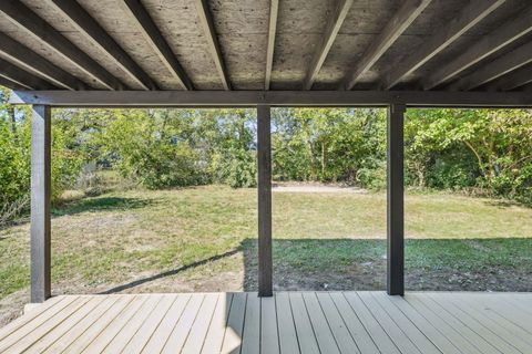 Tiny photo for 3274 Parklane Avenue, Columbus, OH 43231 (MLS # 225037648)