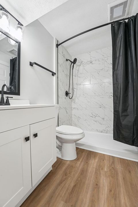 Tiny photo for 3274 Parklane Avenue, Columbus, OH 43231 (MLS # 225037648)