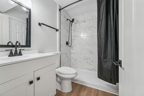 Tiny photo for 3274 Parklane Avenue, Columbus, OH 43231 (MLS # 225037648)