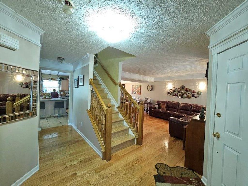 Photo of 4540 Redwood Vine Drive, New Albany, OH 43054 (MLS # 225036445)