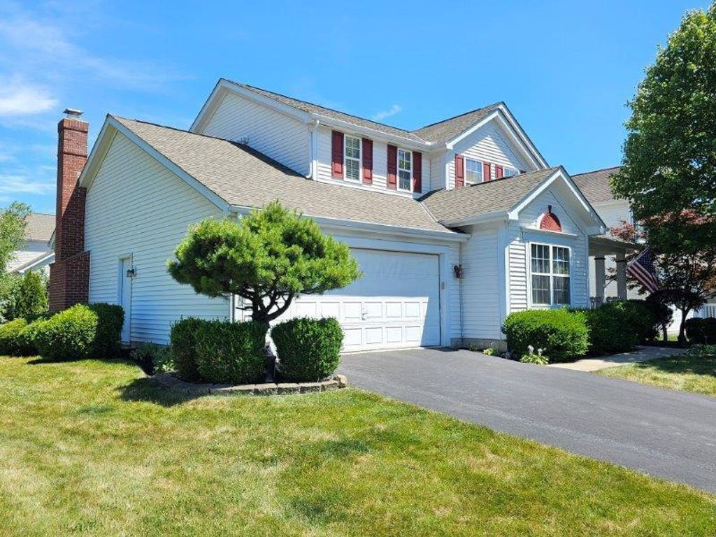 Photo of 4540 Redwood Vine Drive, New Albany, OH 43054 (MLS # 225036445)