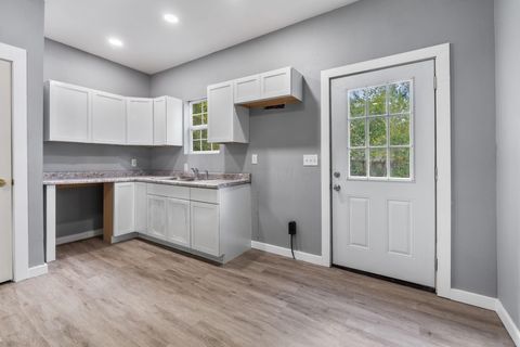 Tiny photo for 341 Girard Avenue, Marion, OH 43302 (MLS # 226000742)