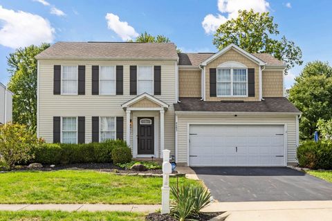 Photo of 8483 Olenbrook Drive, Lewis Center, OH 43035 (MLS # 226006210)