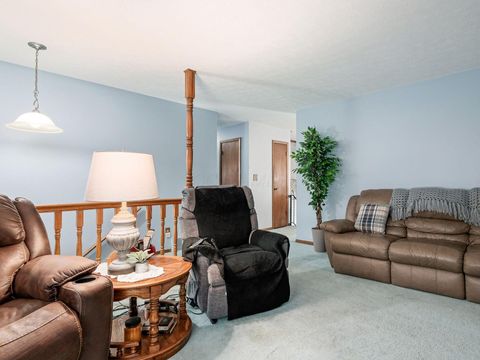 Tiny photo for 1248 Gresham Road, Columbus, OH 43204 (MLS # 225037102)