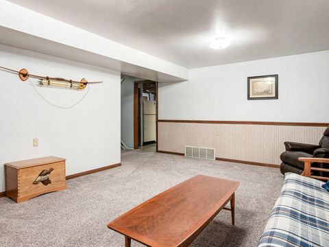Tiny photo for 1248 Gresham Road, Columbus, OH 43204 (MLS # 225037102)