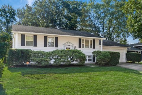 Photo of 1248 Gresham Road, Columbus, OH 43204 (MLS # 225037102)