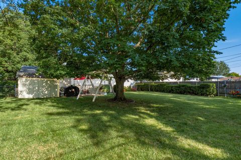 Tiny photo for 1248 Gresham Road, Columbus, OH 43204 (MLS # 225037102)