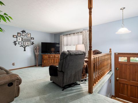 Tiny photo for 1248 Gresham Road, Columbus, OH 43204 (MLS # 225037102)