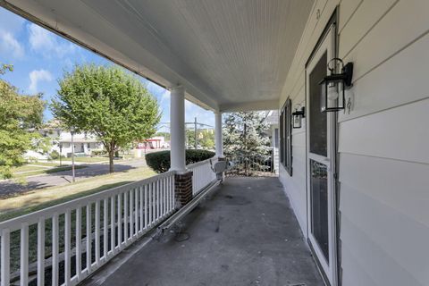 Tiny photo for 141 S Kensington Place, Springfield, OH 45504 (MLS # 225037227)