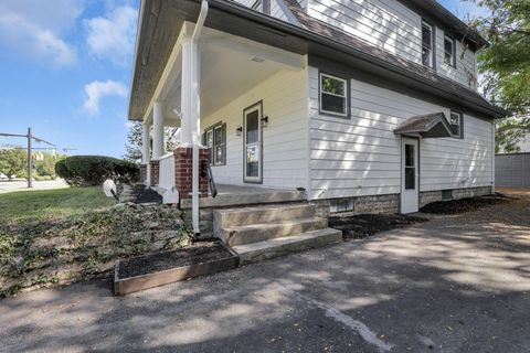 Tiny photo for 141 S Kensington Place, Springfield, OH 45504 (MLS # 225037227)