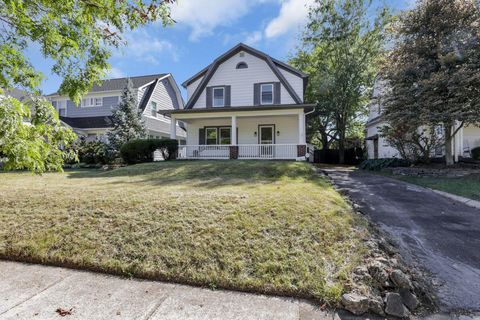 Tiny photo for 141 S Kensington Place, Springfield, OH 45504 (MLS # 225037227)