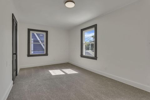 Tiny photo for 141 S Kensington Place, Springfield, OH 45504 (MLS # 225037227)