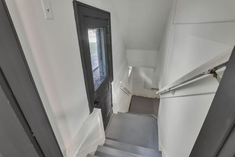 Tiny photo for 141 S Kensington Place, Springfield, OH 45504 (MLS # 225037227)