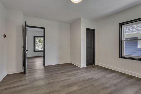 Tiny photo for 141 S Kensington Place, Springfield, OH 45504 (MLS # 225037227)