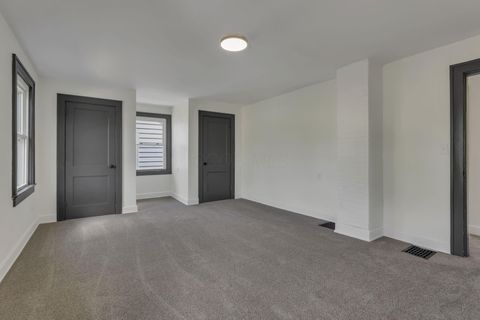 Tiny photo for 141 S Kensington Place, Springfield, OH 45504 (MLS # 225037227)