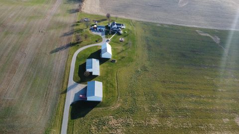 Photo of 8485 Westfall Road SW, Amanda, OH 43102 (MLS # 225045193)