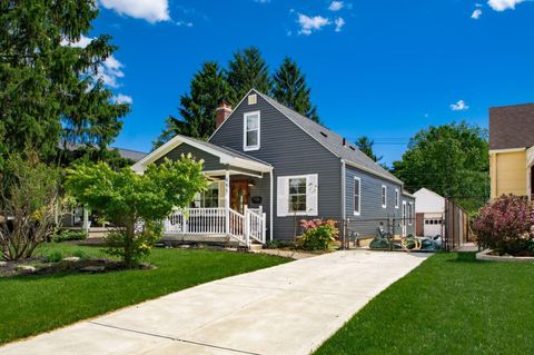 Photo of 495 E Beechwold Boulevard, Columbus, OH 43214 (MLS # 226015469)