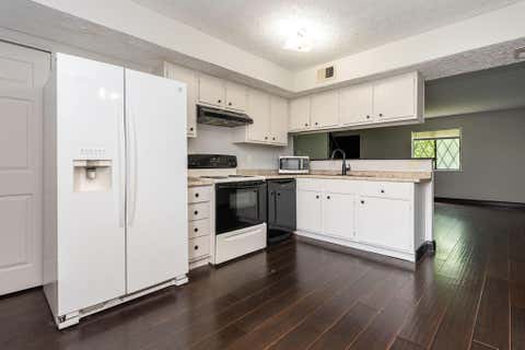 Tiny photo for 3248 Summertime Court 19 #19, Columbus, OH 43221 (MLS # 226029235)