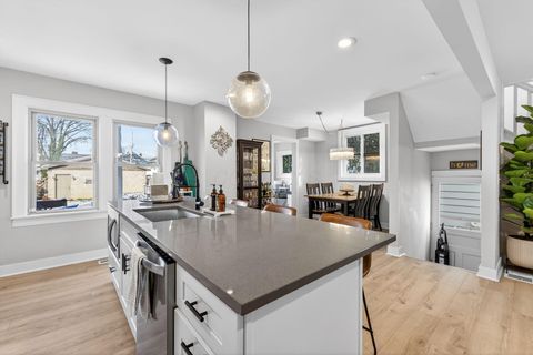 Tiny photo for 236 Southwood Avenue, Columbus, OH 43207 (MLS # 225045270)