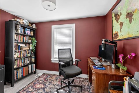 Tiny photo for 236 Southwood Avenue, Columbus, OH 43207 (MLS # 225045270)