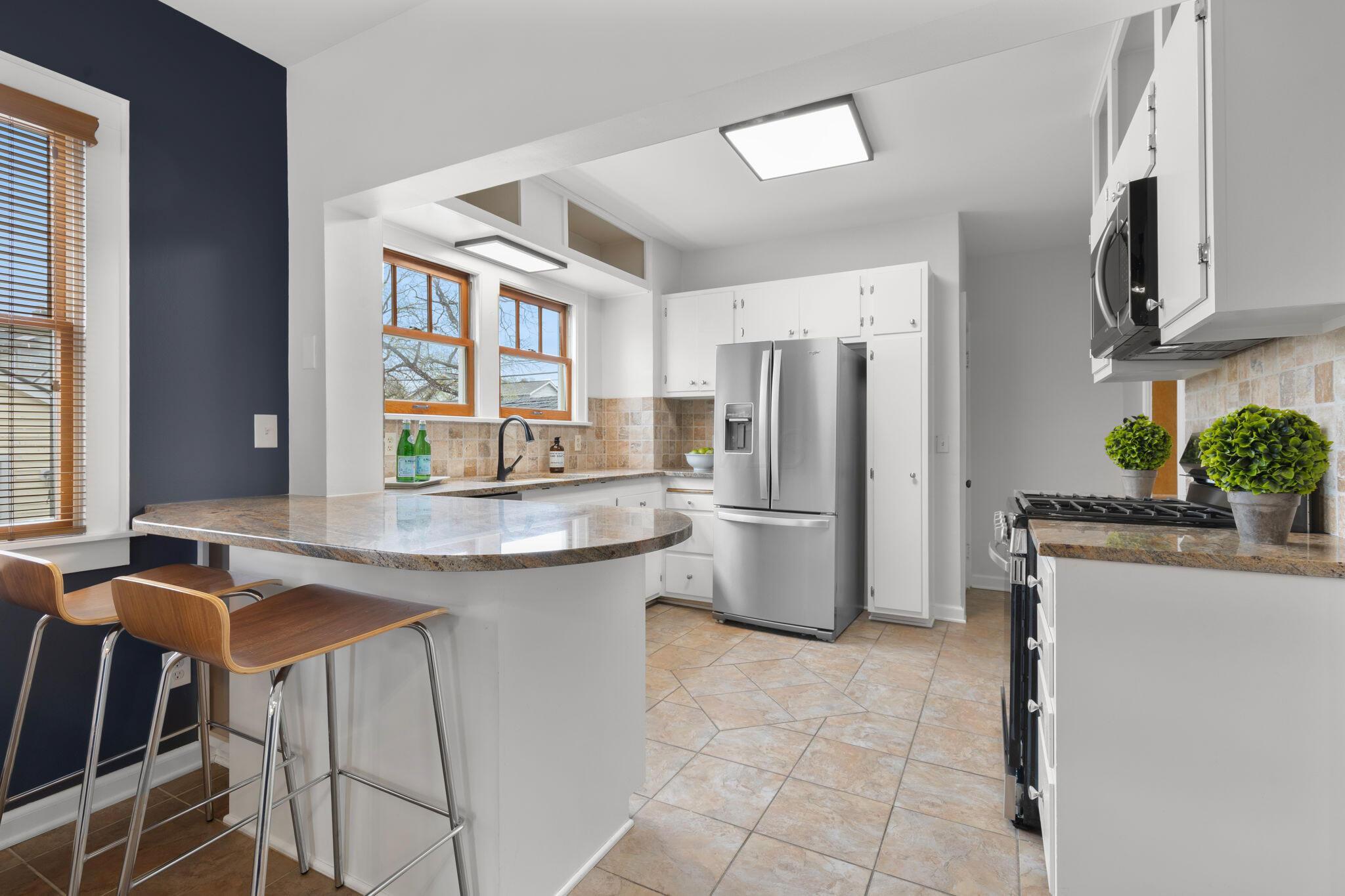 1220 Oxley Road, Columbus, Ohio image 12