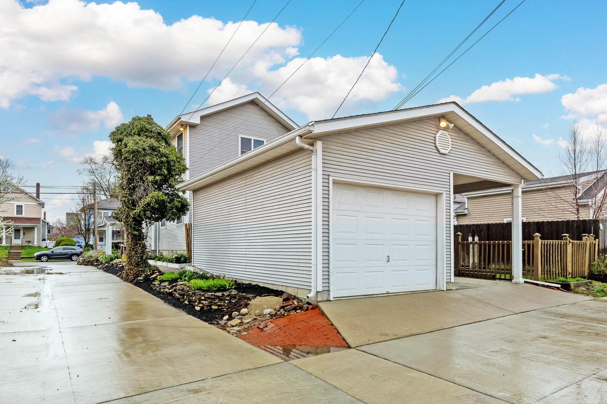 1220 Oxley Road, Columbus, Ohio image 32