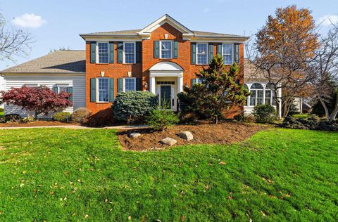 Photo of 66 Cressingham Lane, Powell, OH 43065 (MLS # 225043064)